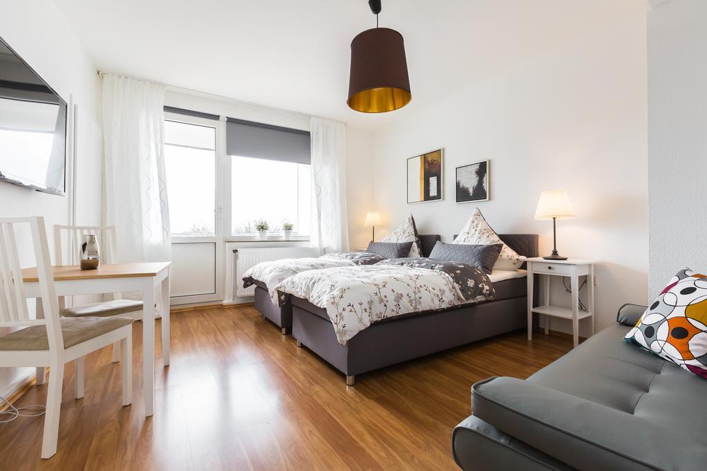 Apart2Stay Dusseldorf Room photo
