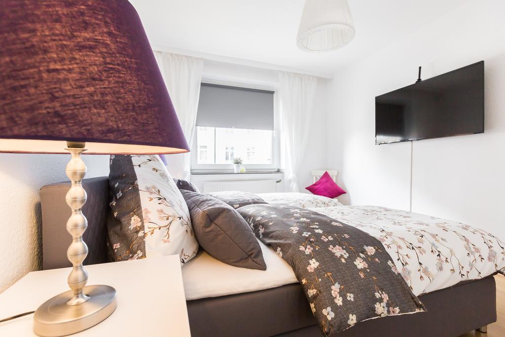 Apart2Stay Dusseldorf Room photo